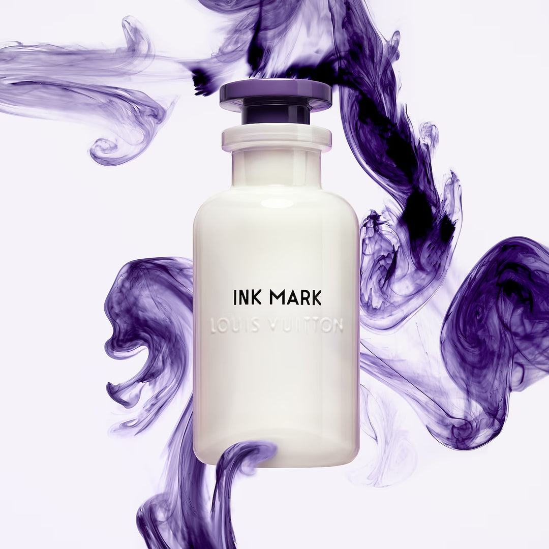 Ink Mark de Louis Vuitton entre trazos de tinta morada